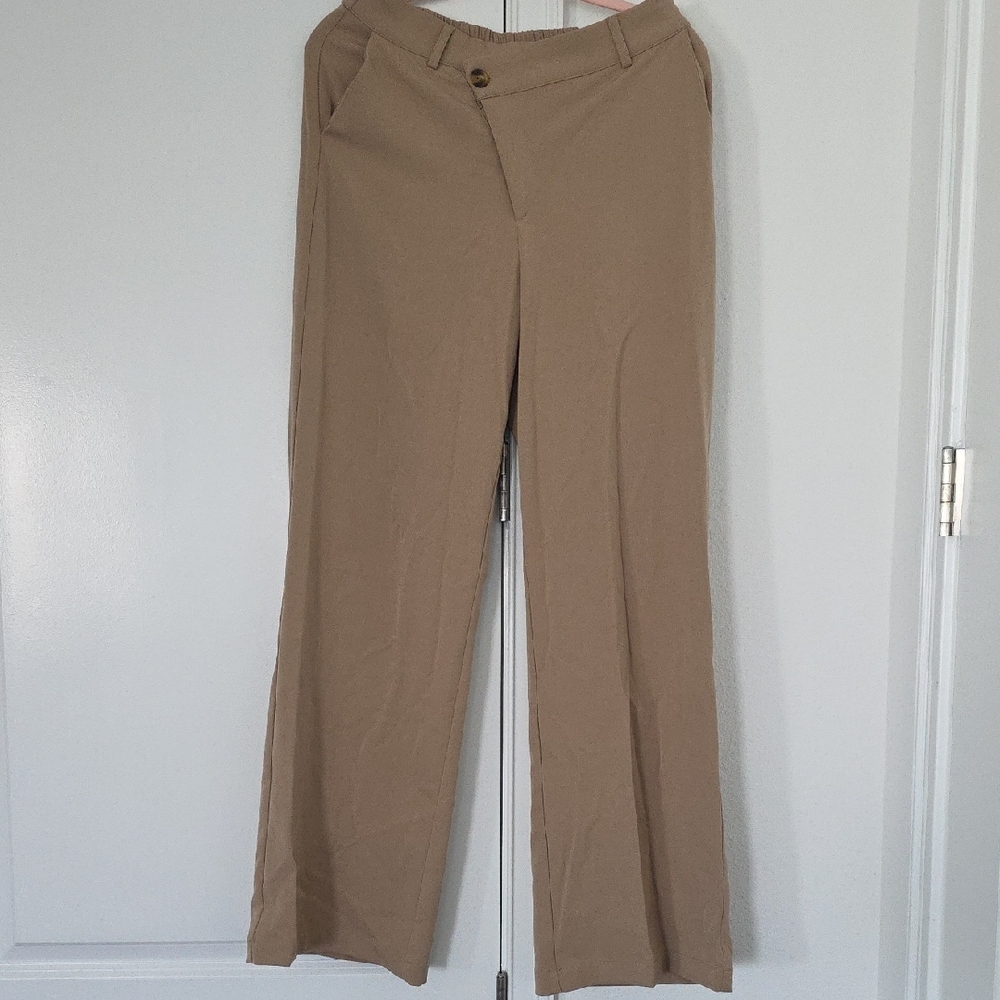 Forever 21 Tan Wide-Leg Asymmetric Waist Trousers Sz L